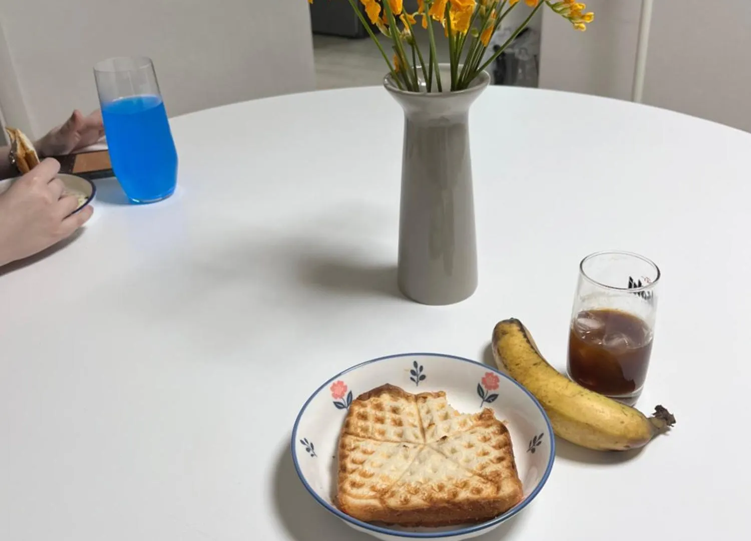 Bueno Day - Near Hongdae & Historic Sites Hostel Seoel